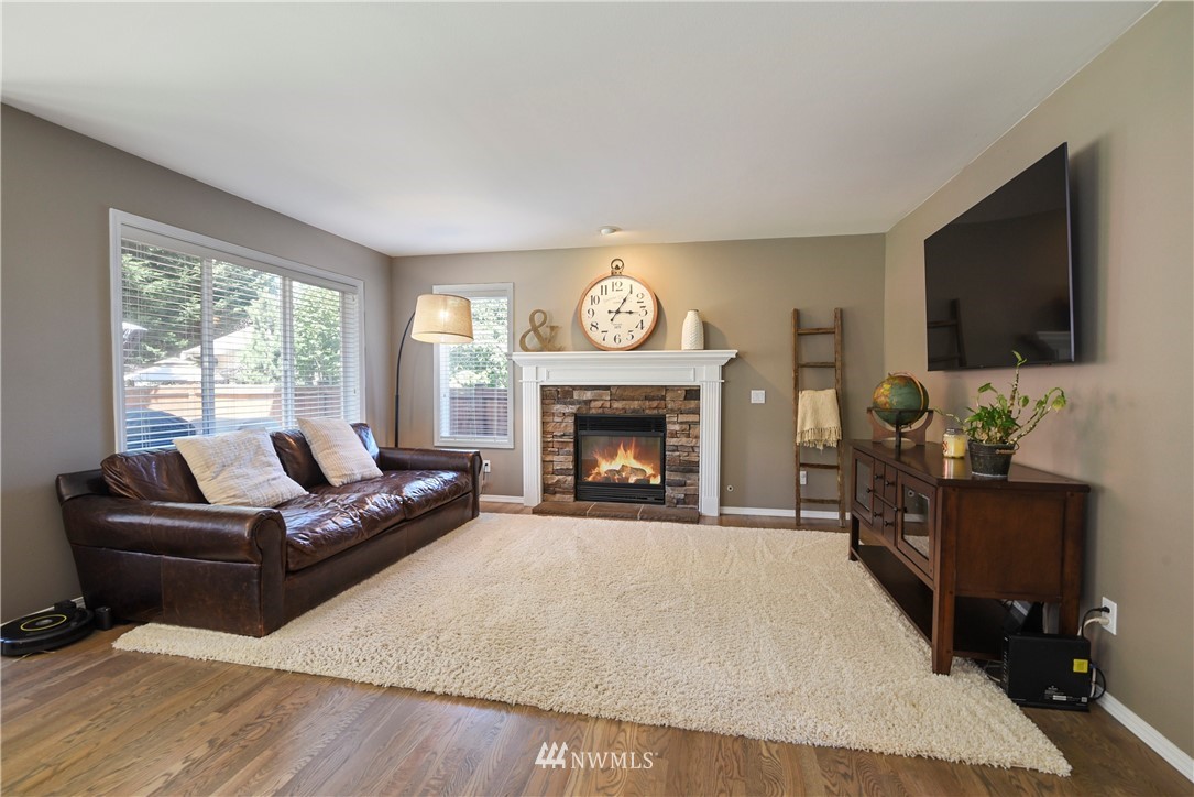 1833 243rd Street Southwest Bothell, WA 98021 - Photo 7 of 19