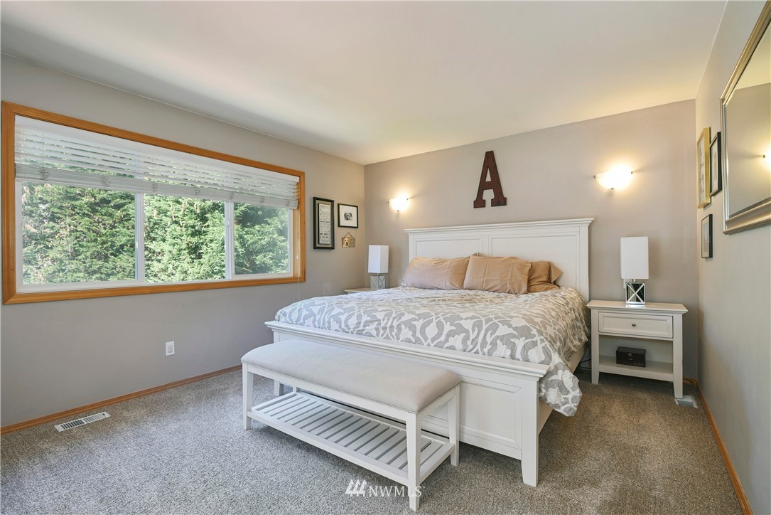 1833 243rd Street Southwest Bothell, WA 98021 - Photo 10 of 19