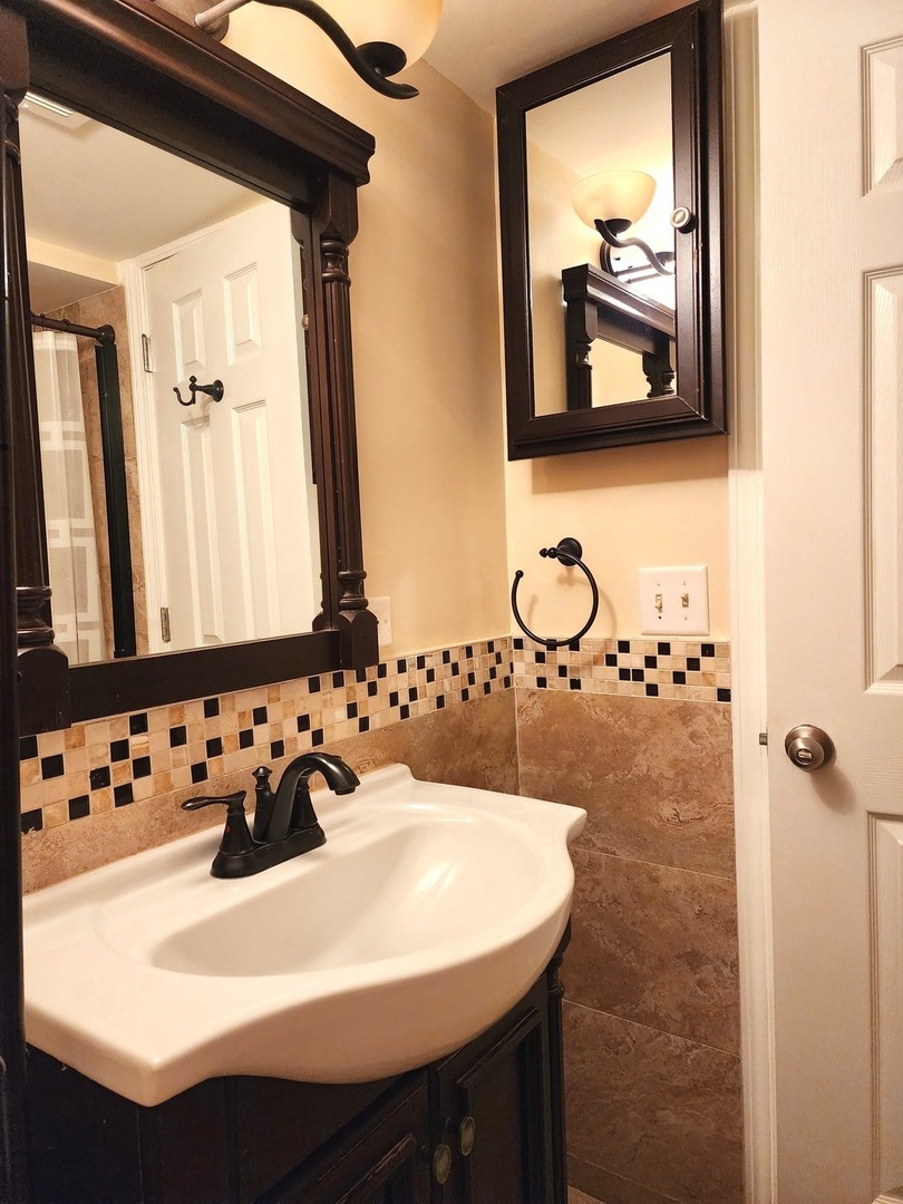 209 North Stevenson Lane Mount Prospect, IL 60056 - Photo 18 of 19