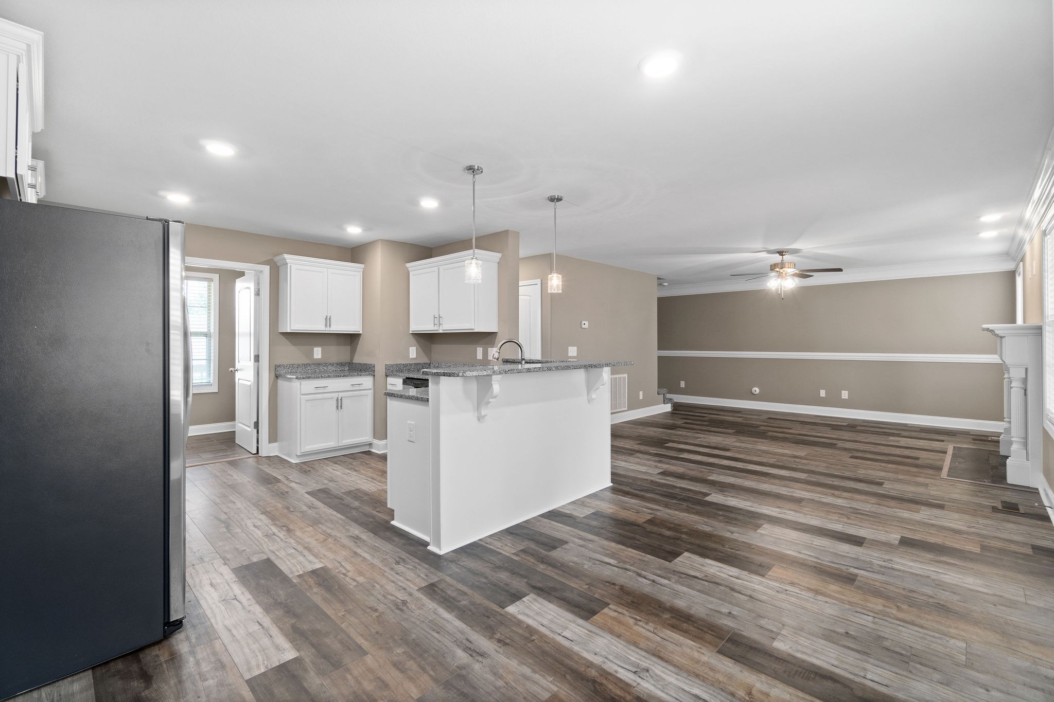 1860 Rains Road Clarksville, TN 37042 - Photo 11 of 31 Gallery Image 11