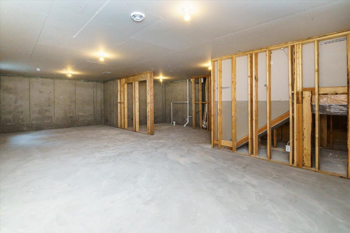 7805 Ava Trail Inver Grove Heights, MN 55077 - Photo 27 of 38