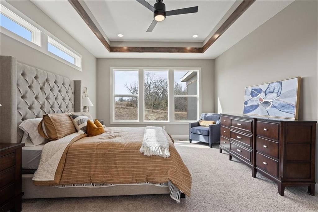 11546 South Olathe Vw Road Olathe, KS 66061 - Photo 12 of 33