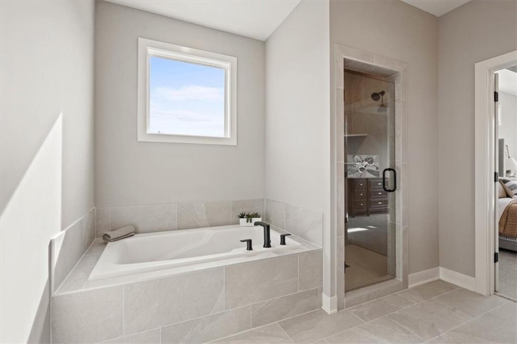 11546 South Olathe Vw Road Olathe, KS 66061 - Photo 14 of 33