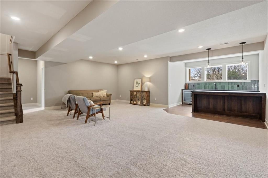 11546 South Olathe Vw Road Olathe, KS 66061 - Photo 20 of 33