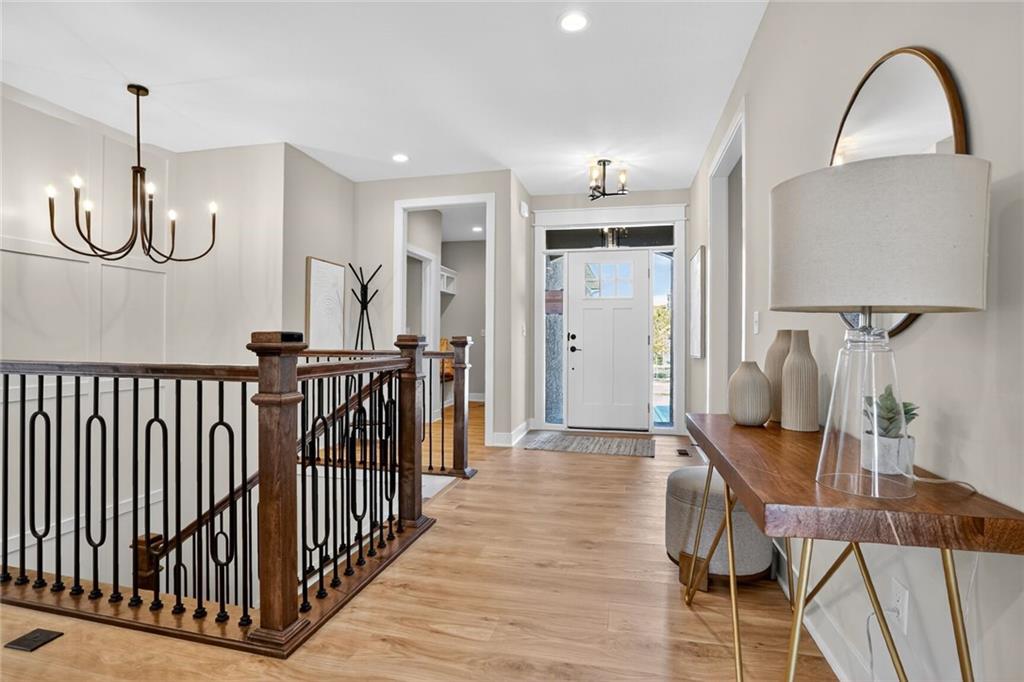 11546 South Olathe Vw Road Olathe, KS 66061 - Photo 2 of 31