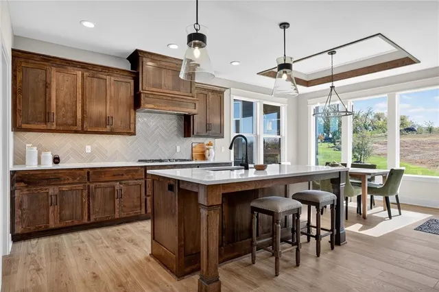 $629,340 | 11546 South Olathe Vw Road, Olathe, KS 66061