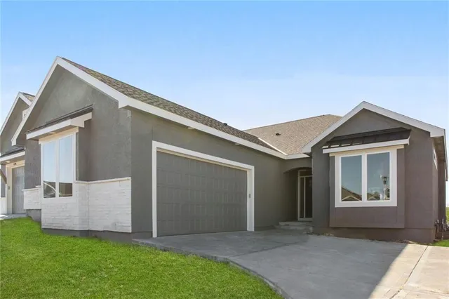 $629,340 | 11546 South Olathe Vw Road, Olathe, KS 66061