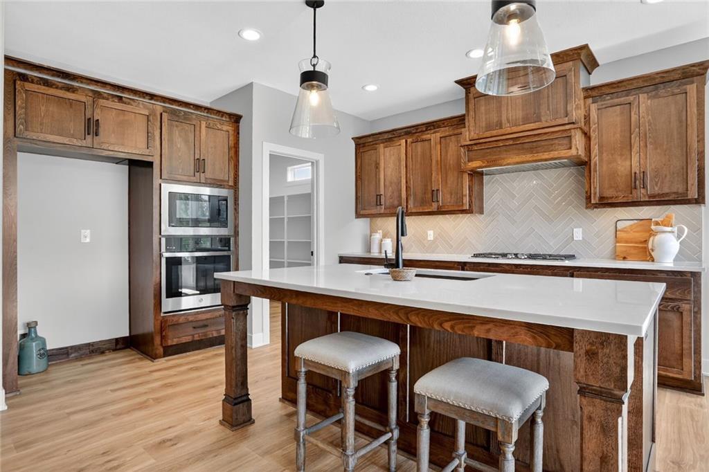 11546 South Olathe Vw Road Olathe, KS 66061 - Photo 29 of 52