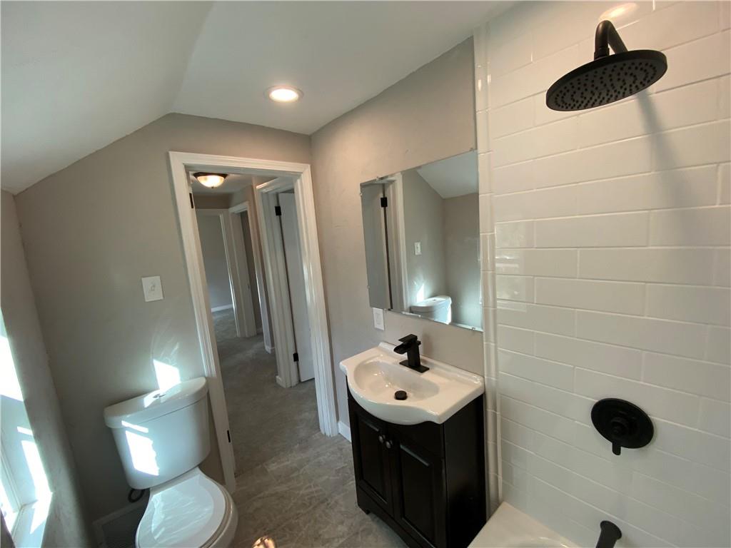 3020 Willett Road Pittsburgh, PA 15227 - Photo 16 of 25 Gallery Image 16