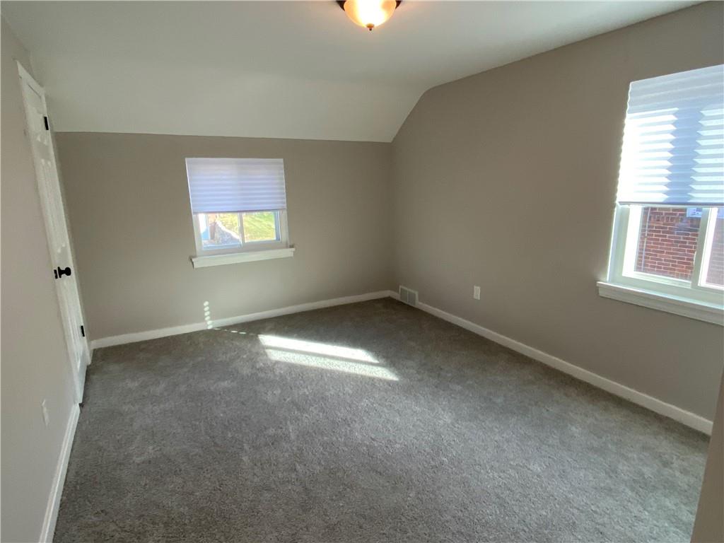 3020 Willett Road Pittsburgh, PA 15227 - Photo 10 of 25 Gallery Image 10