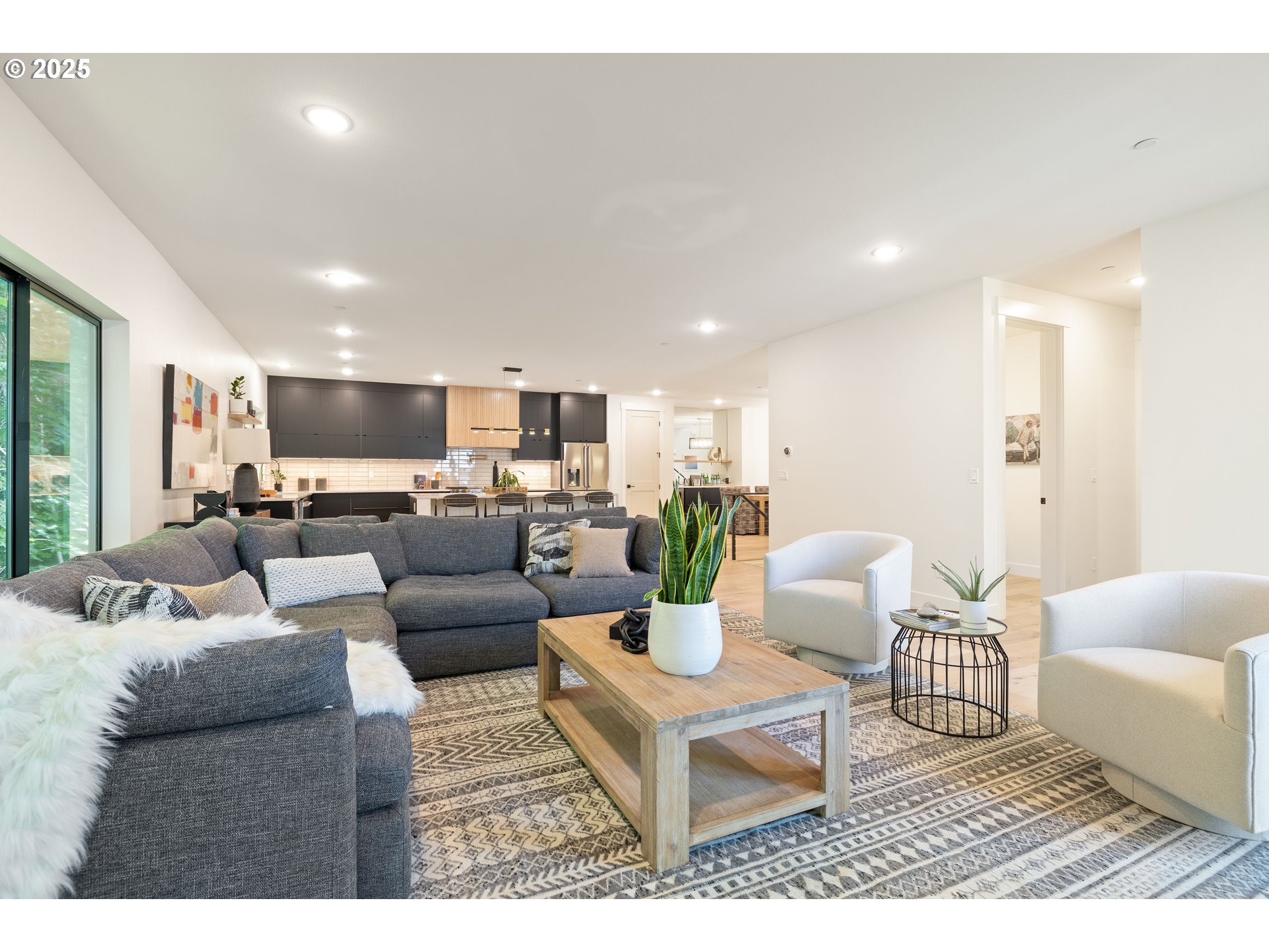 2475 Northwest Birkendene Street Portland, OR 97229 - Photo 15 of 37