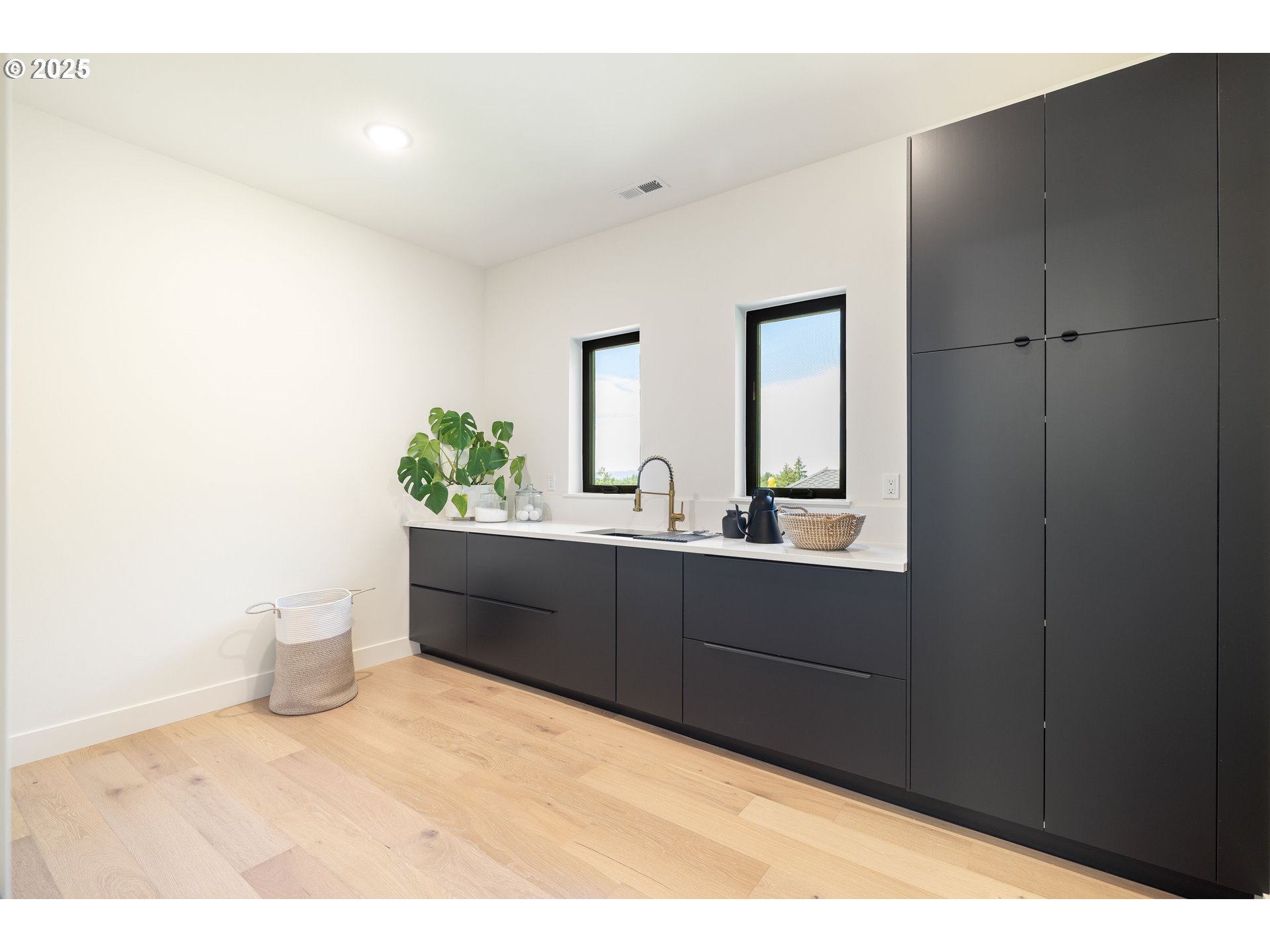 2475 Northwest Birkendene Street Portland, OR 97229 - Photo 22 of 37