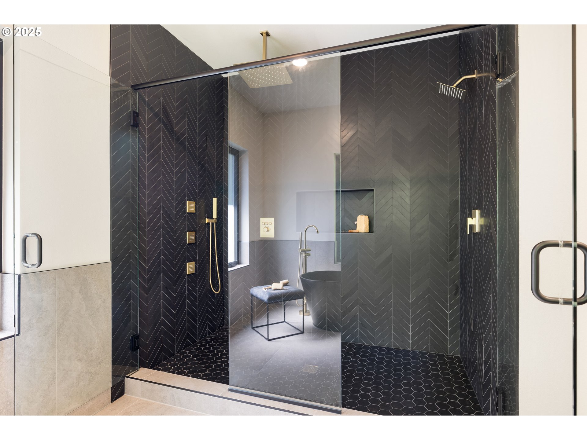 2475 Northwest Birkendene Street Portland, OR 97229 - Photo 28 of 37