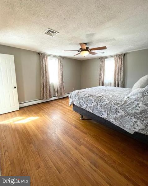 325 Harwicke Road Springfield, PA 19064 - Photo 19 of 50 Master Bedroom