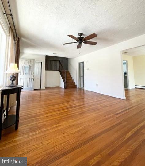 325 Harwicke Road Springfield, PA 19064 - Photo 5 of 50 Living Room