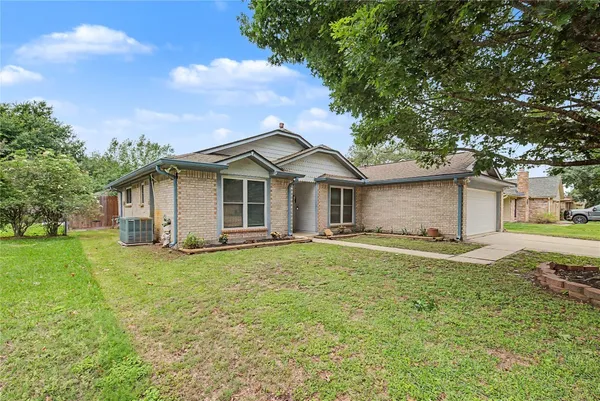 $274,000 | 4014 Sandlewood Drive, Pasadena, TX 77504