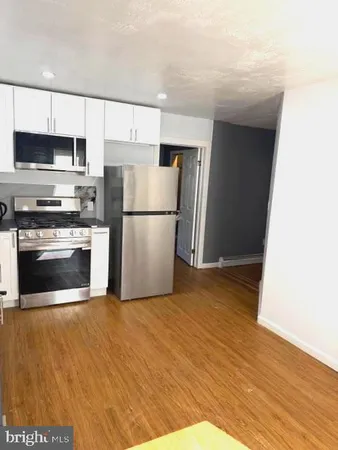 $3,000 | 11 Heath Street, Ewing, NJ 08638
