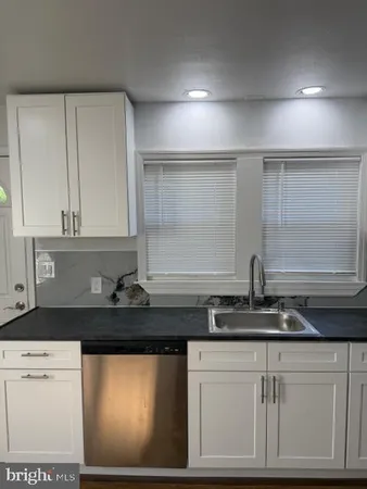 $3,000 | 11 Heath Street, Ewing, NJ 08638