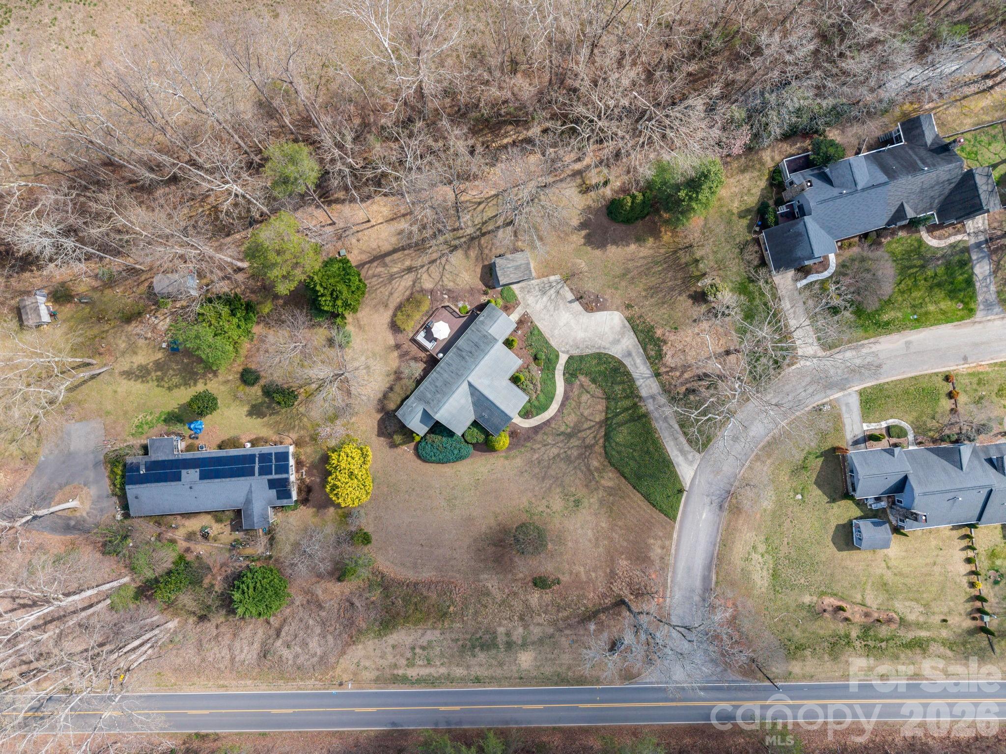 19 Lynnbrook Way Columbus, NC 28722 - Photo 39 of 45 an aerial view of a house with a yard