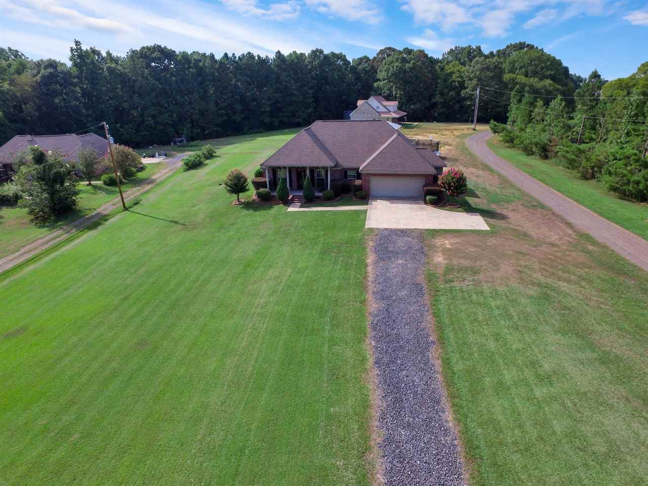 712 White Road Florence, MS 39073 - Photo 3 of 37 Photo 3