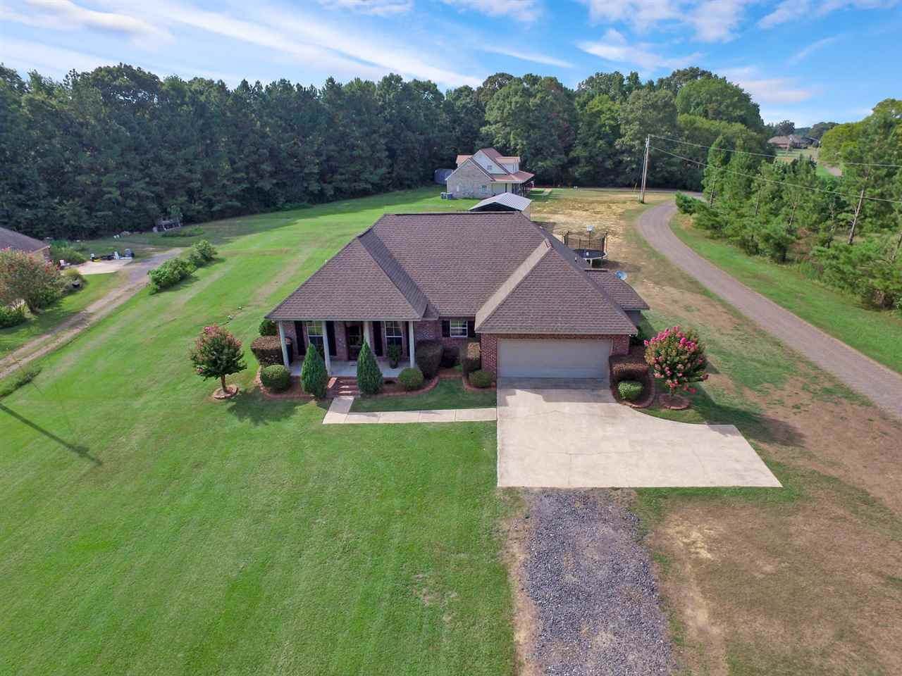 712 White Road Florence, MS 39073 - Photo 9 of 37 Photo 9
