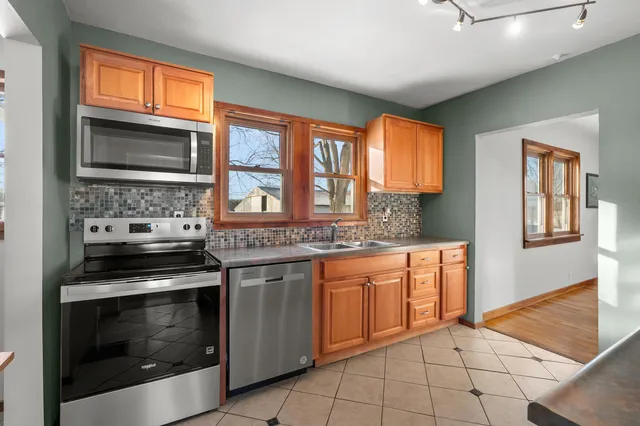 $274,900 | 9481 West Pine Lake Road, Delton, MI 49046