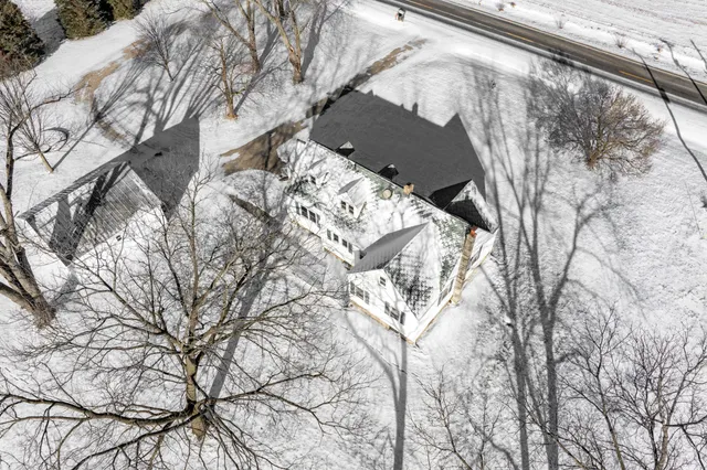 $274,900 | 9481 West Pine Lake Road, Delton, MI 49046