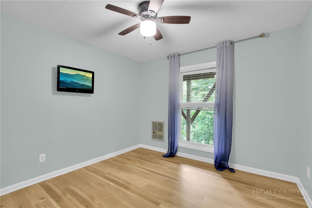 710 Pine Ridge Road Beech Mountain, NC 28604 - Photo 30 of 47 Gallery Image 30