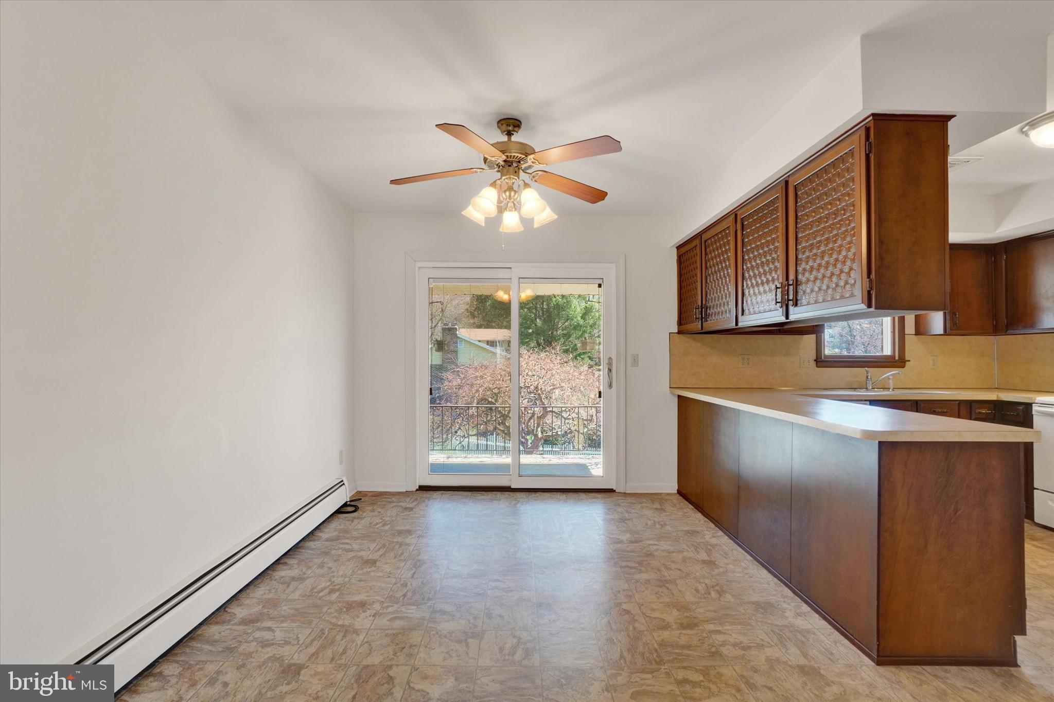 34 Eagleton Drive York, PA 17407 - Photo 5 of 27