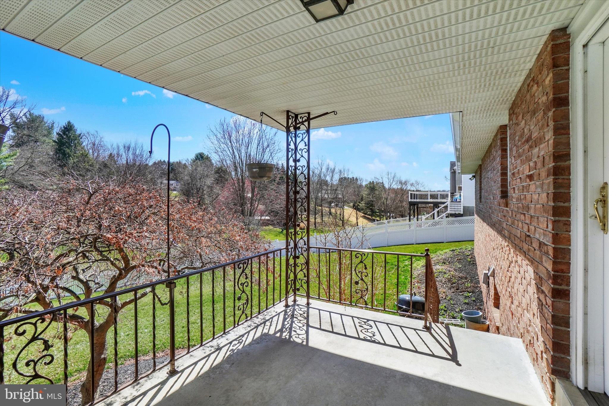 34 Eagleton Drive York, PA 17407 - Photo 7 of 27