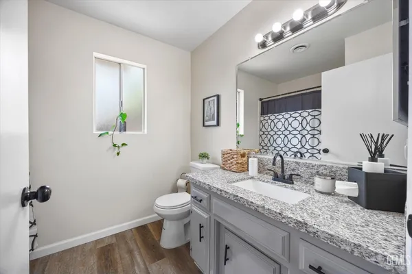 $355,950 | Undisclosed Address, Bakersfield, CA 93309