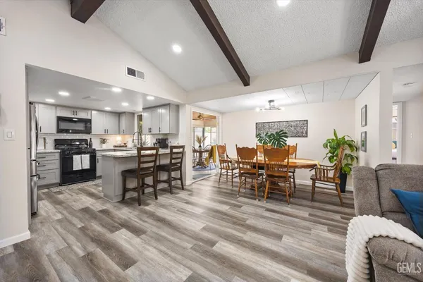 $355,950 | Undisclosed Address, Bakersfield, CA 93309