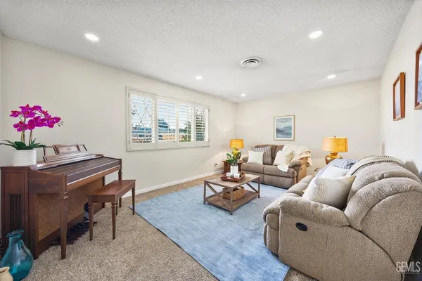 $355,950 | Undisclosed Address, Bakersfield, CA 93309