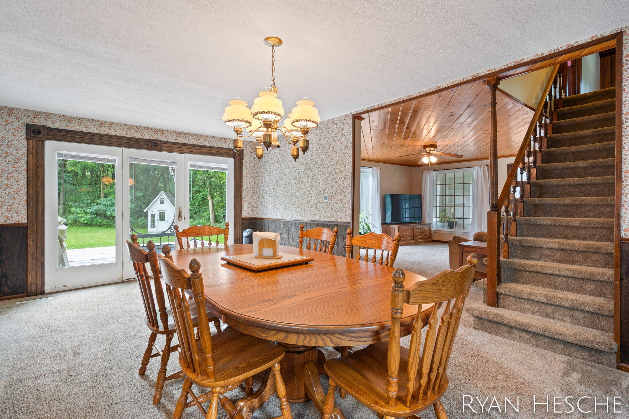7210 MacArthur Road Saranac, MI 48881 - Photo 19 of 39 Large Dining Space