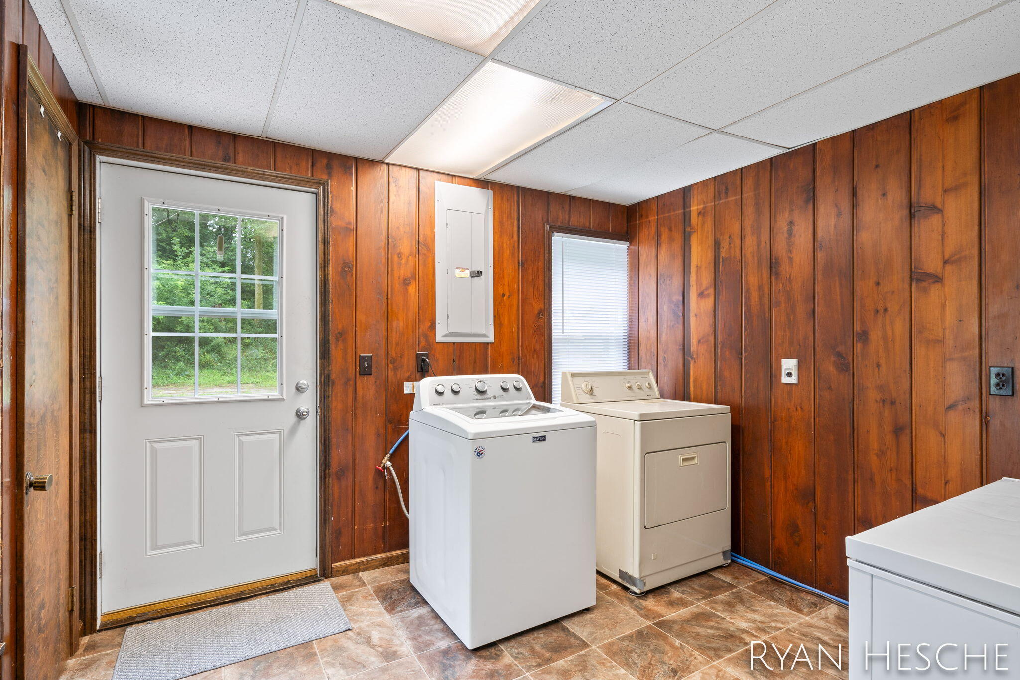 7210 MacArthur Road Saranac, MI 48881 - Photo 27 of 39 Mud Room with Laundry