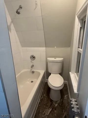 $1,475 | 423 North 7th Street, Newark, NJ 07107