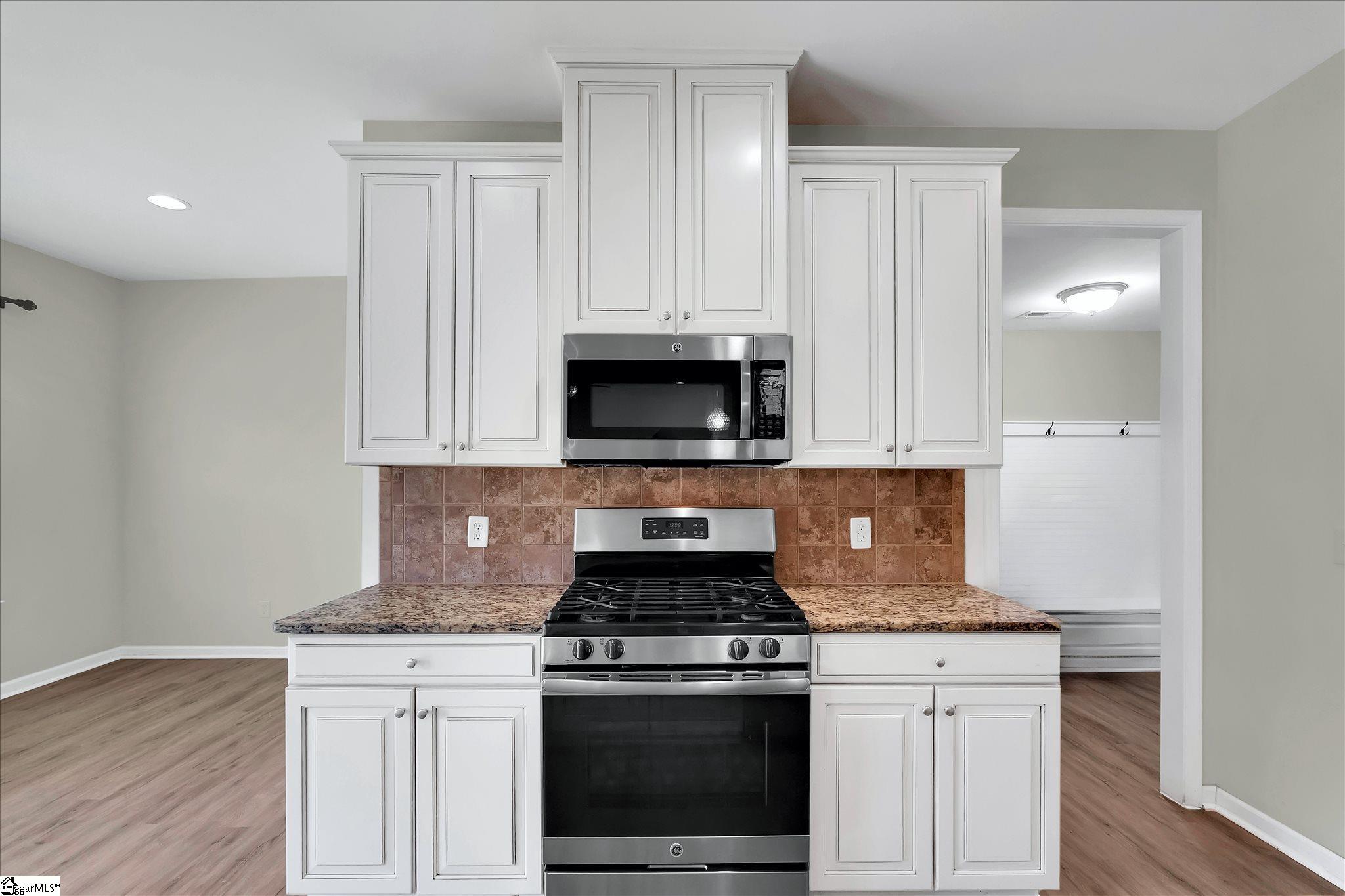 220 Waters Run Lane Simpsonville, SC 29681 - Photo 16 of 33