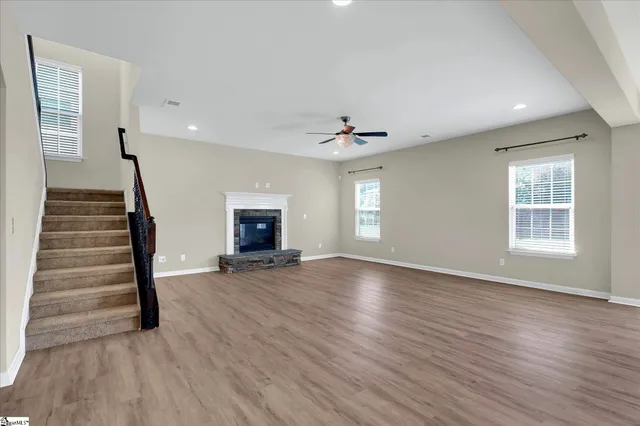 $550,000 | 220 Waters Run Lane, Simpsonville, SC 29681