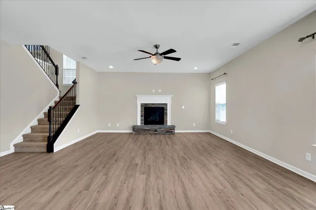 $550,000 | 220 Waters Run Lane, Simpsonville, SC 29681