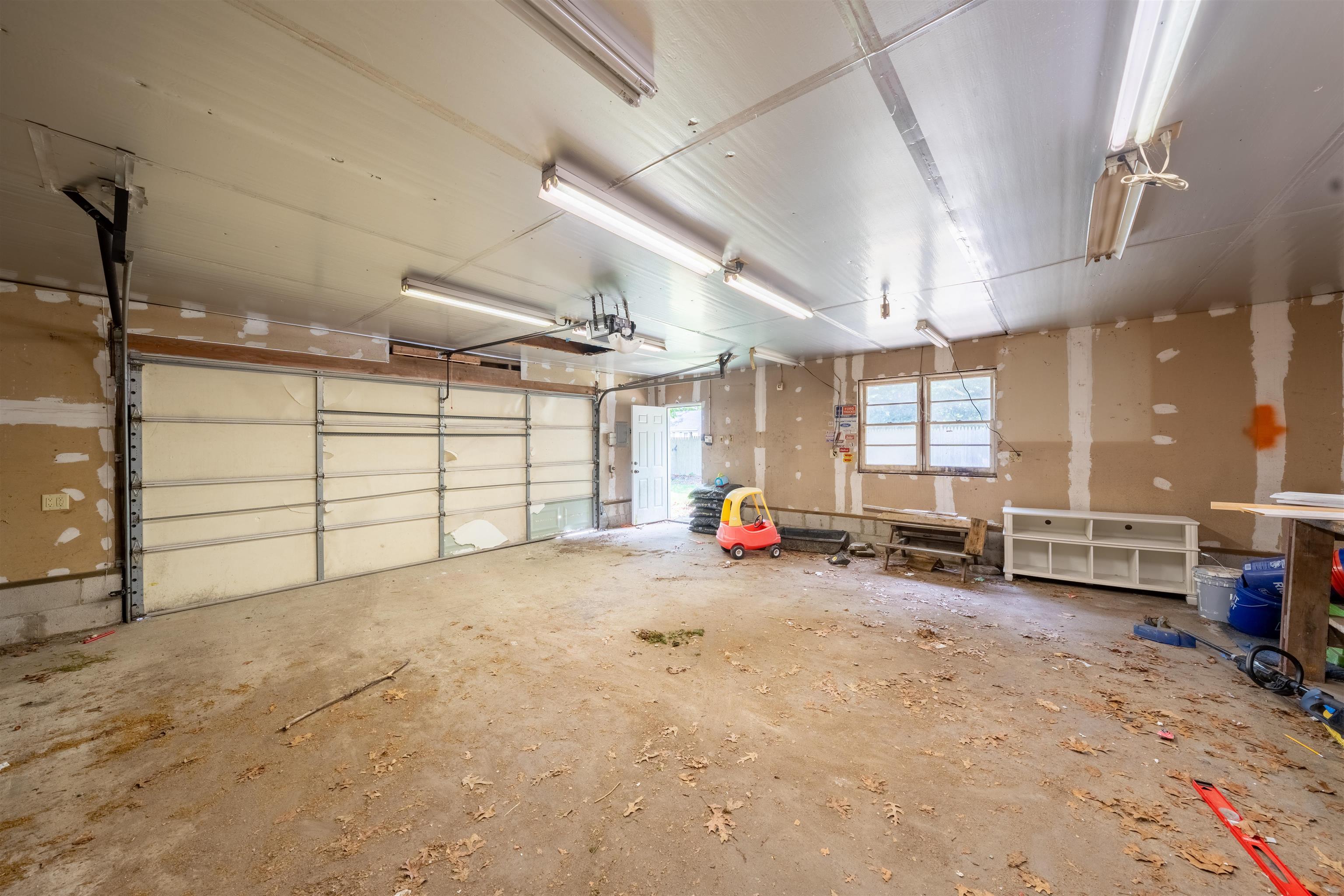 609 Breakwater Road Erma, NJ 08204 - Photo 12 of 47