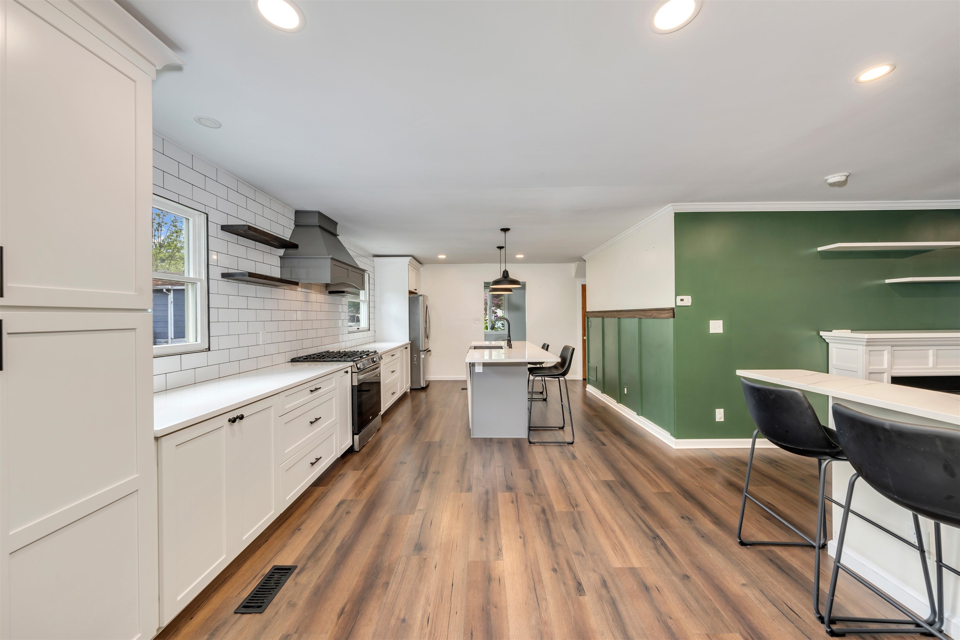 609 Breakwater Road Erma, NJ 08204 - Photo 15 of 47