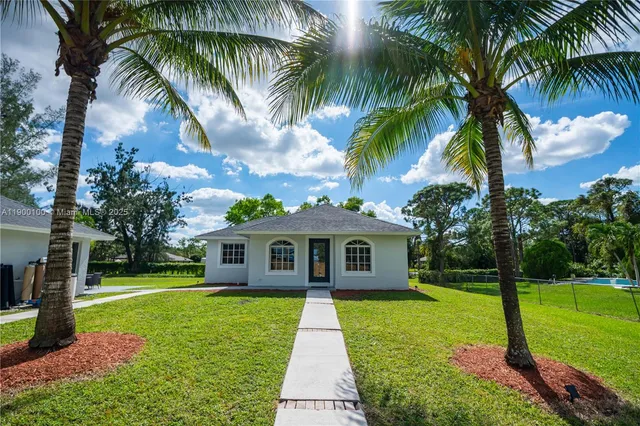 $13,500 | 11066 46th Place North, West Palm Beach, FL 33411