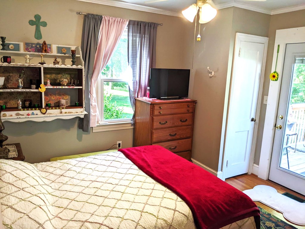 11 Maple Street Honea Path, SC 29654 - Photo 12 of 38 Gallery Image 12
