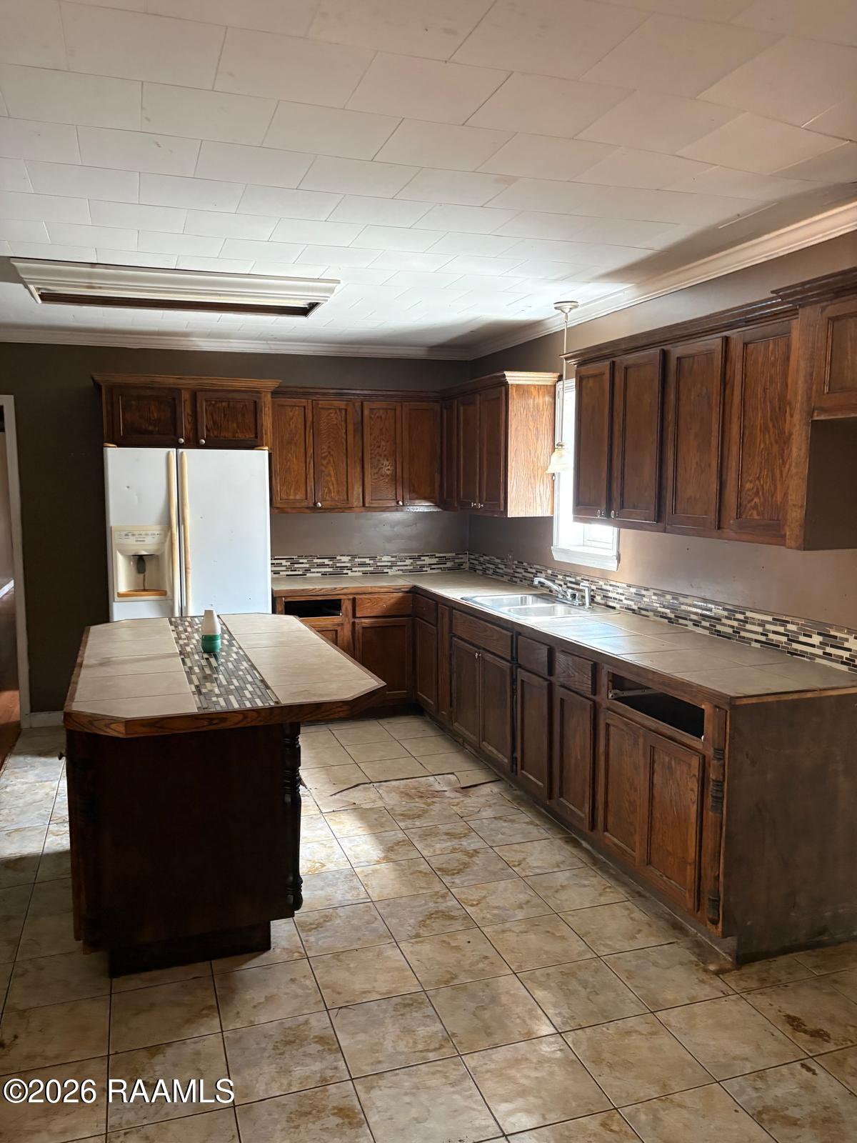 209 Robitaille Road New Iberia, LA 70560 - Photo 3 of 15 WhatsApp Image 2026-03-06 at 12.23.19 (1