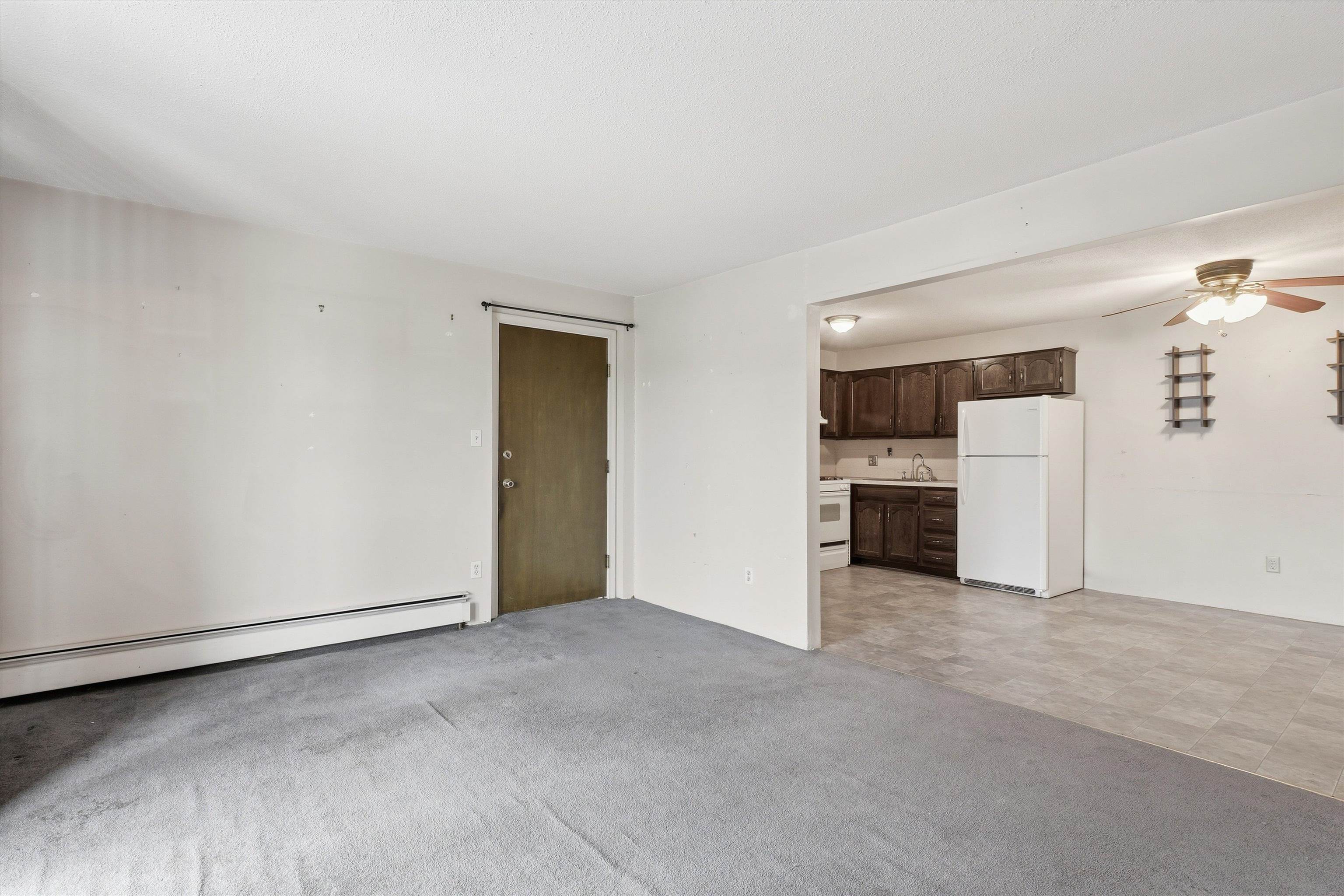 14 Tiffany Road, Unit 6 Salem, NH 03079 - Photo 5 of 23