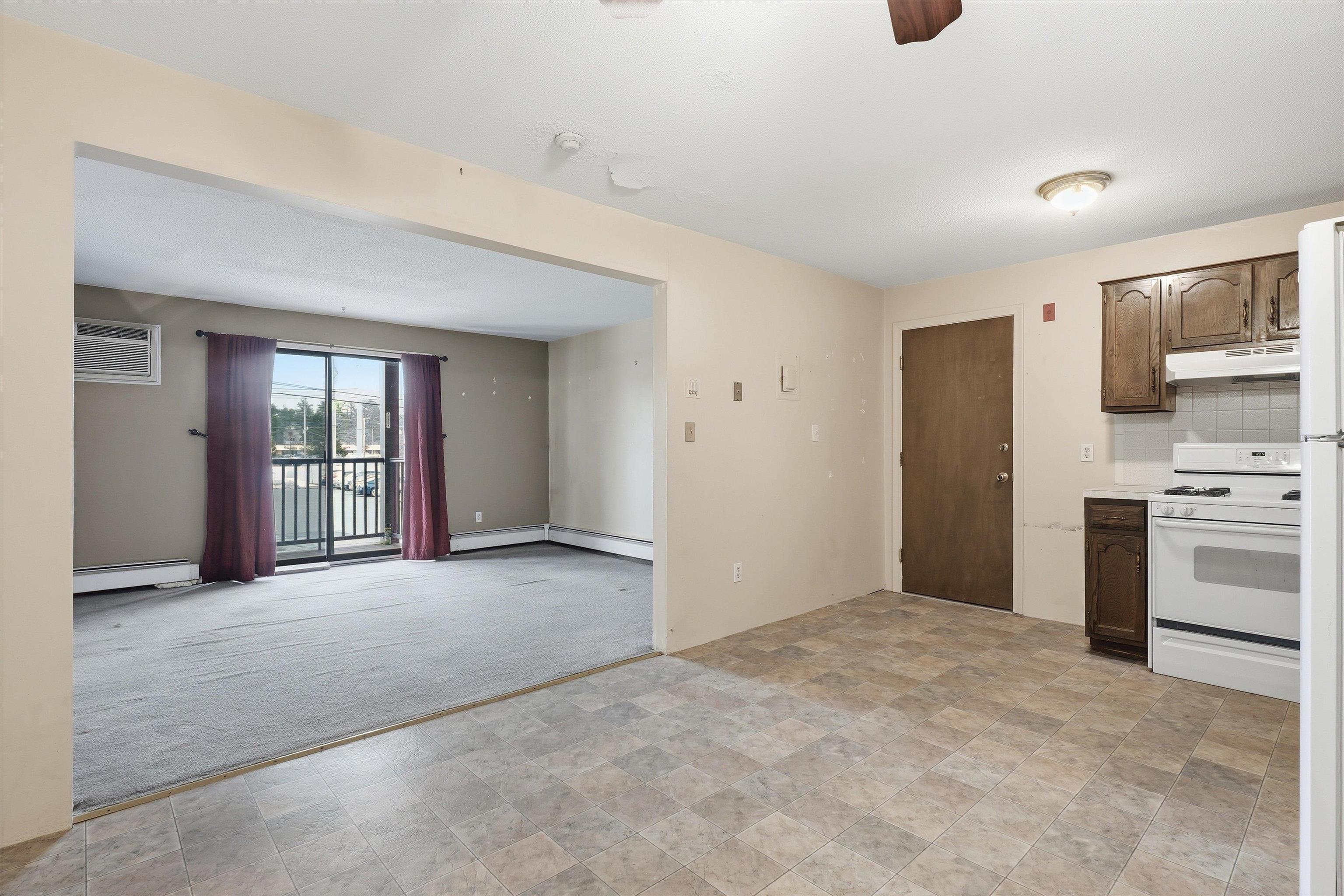 14 Tiffany Road, Unit 6 Salem, NH 03079 - Photo 7 of 23