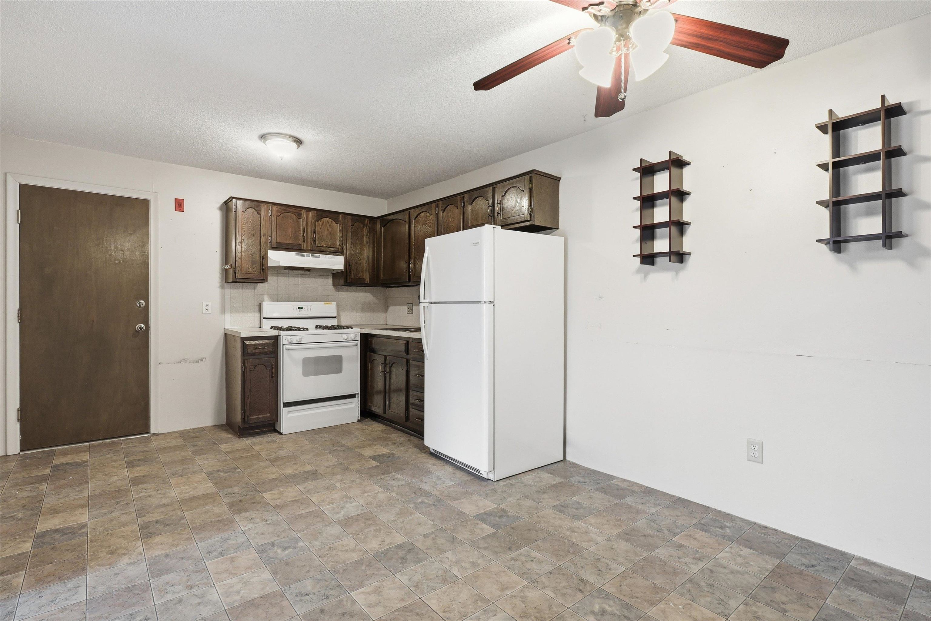 14 Tiffany Road, Unit 6 Salem, NH 03079 - Photo 8 of 23