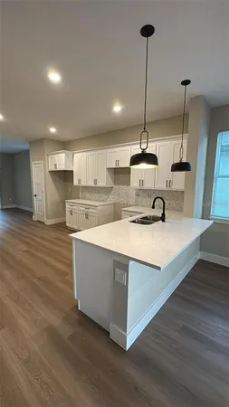 $2,500 | 127 North Hudson Street, Orlando, FL 32835