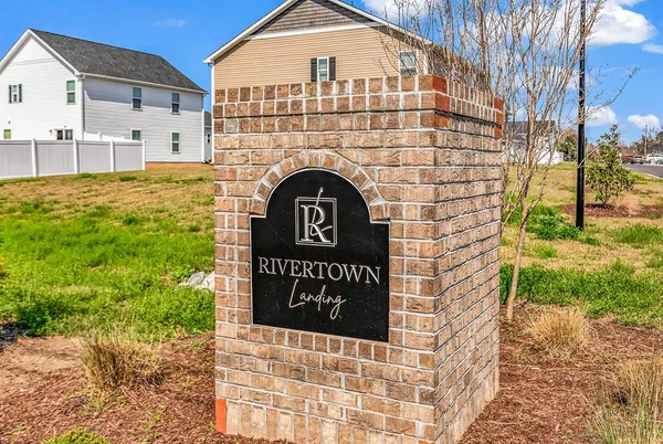 $264,900 | 140 Cpe Pt Drive, Conway, SC 29527