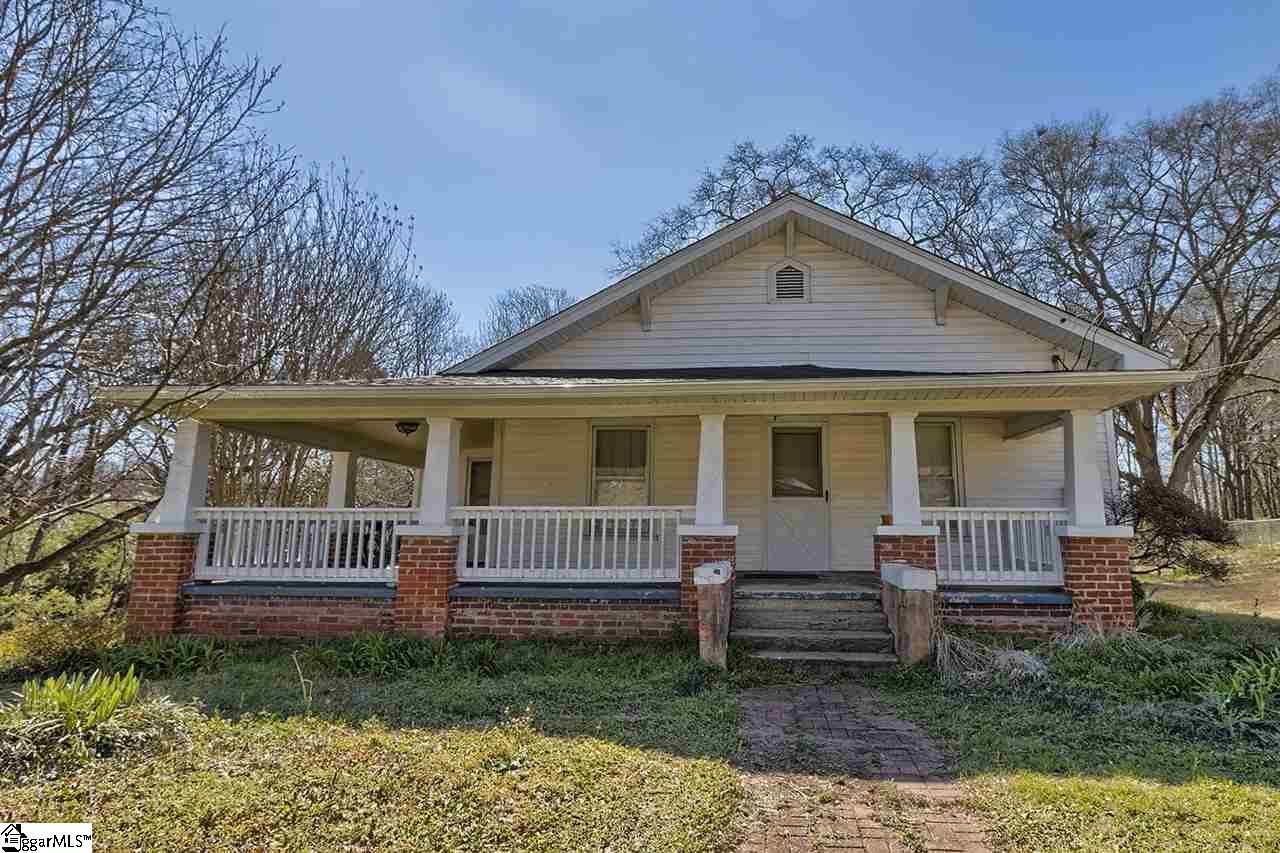201 Old Liberty Road Easley, SC 29640 - Photo 1 of 36